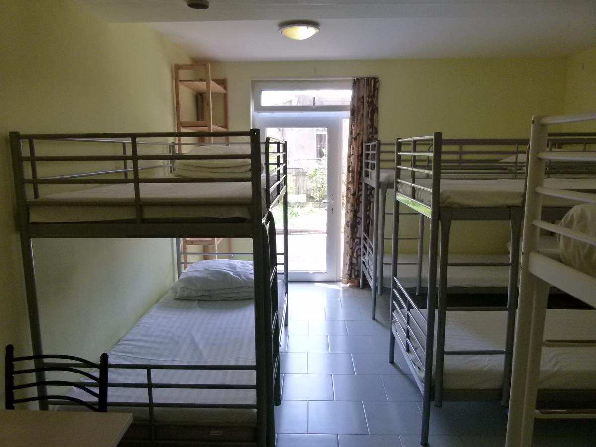 Why Me Eco-Friendly Hostel Tbilisi Exterior photo