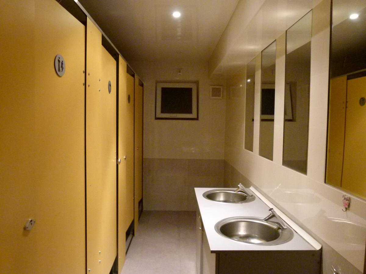 Why Me Eco-Friendly Hostel Tbilisi Exterior photo